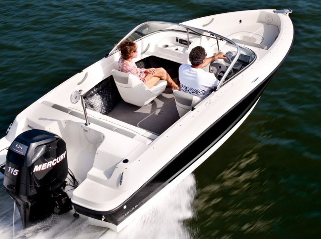 Bayliner BR170 on the water in Muskoka Ontario near Toronto