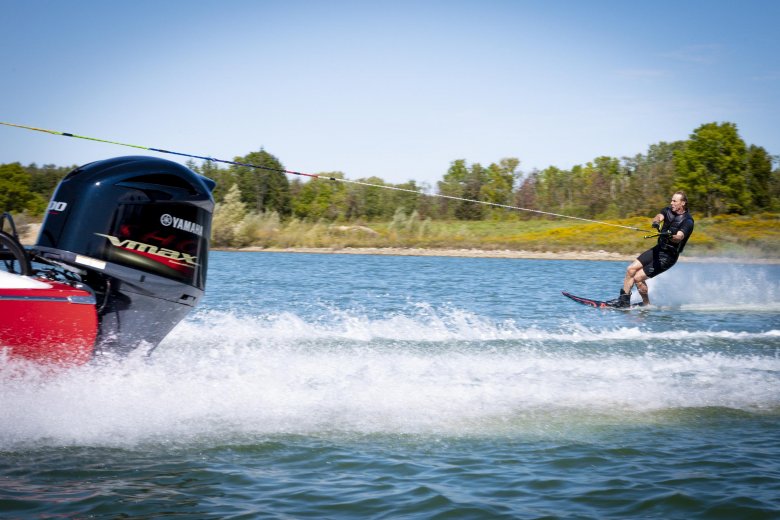 J-craft water skiing