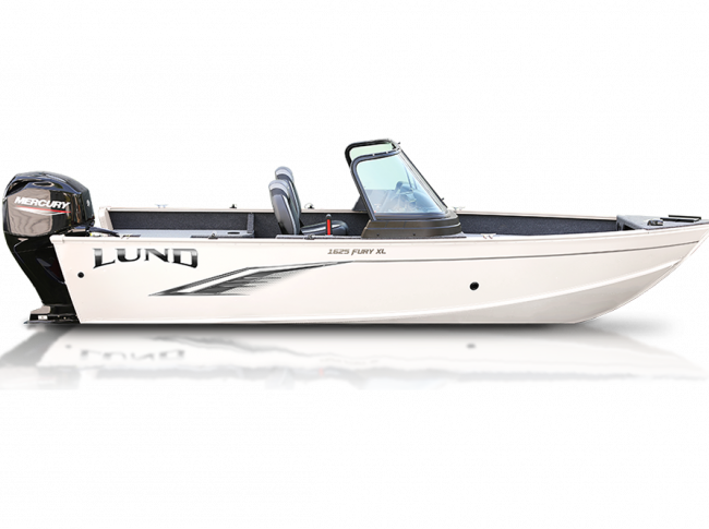 a Lund Fury XL Sport boat sold at Gordon Bay Marine near Muskoka, Ontario.